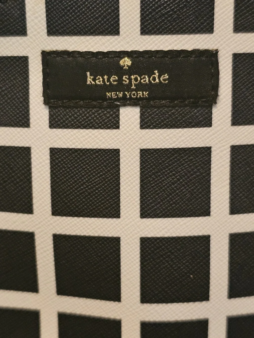 Kate Spade Millie Grove Pop Art Black & White Check Leather Cosmestic Pouch EUC